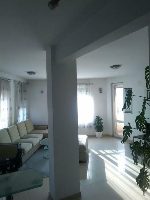 2 Room Apartment Plovdiv Kichuk Paris Exterior foto